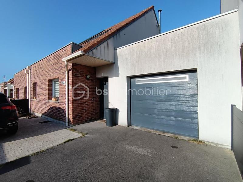 Maison - 102 m² - 5 pièces