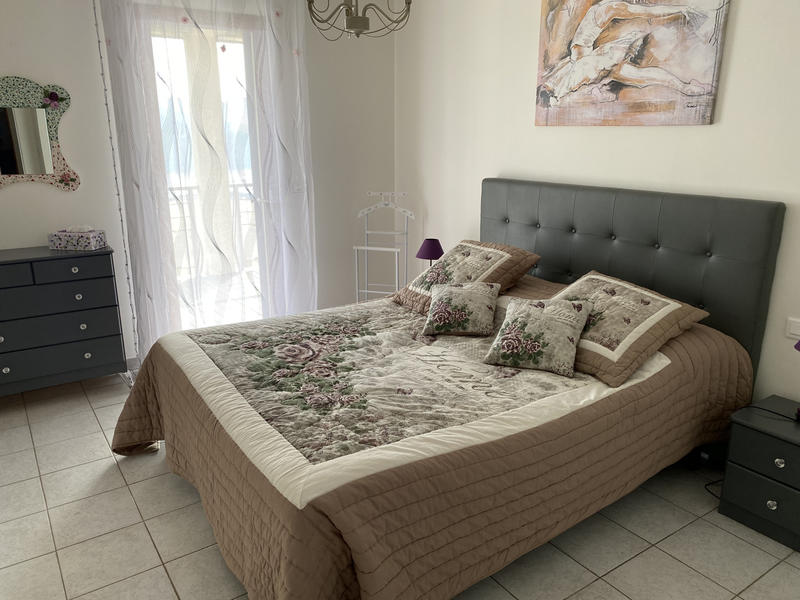 Châlet - 356 m² - 8 pièces