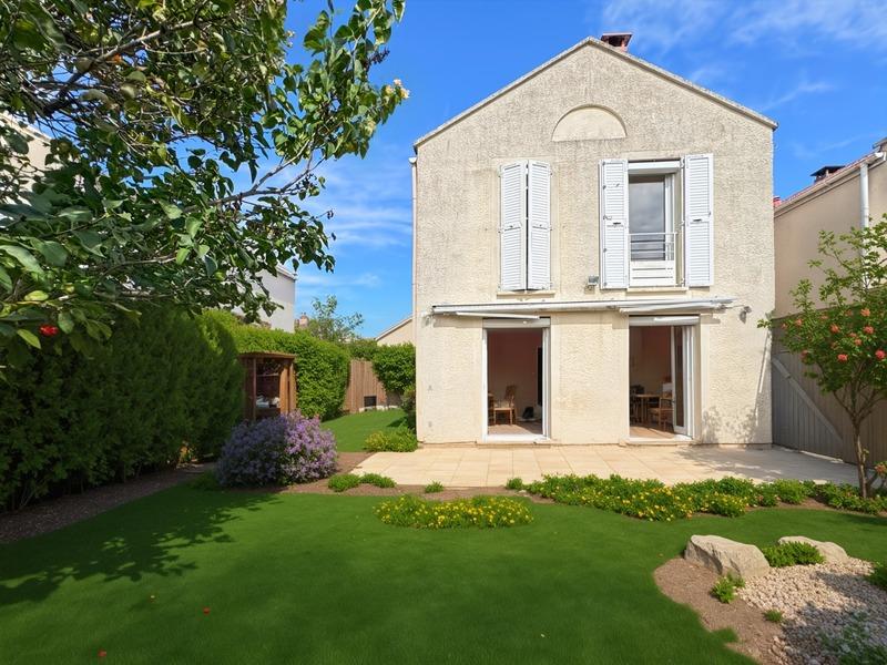 Maison - 88 m² - 4 pièces