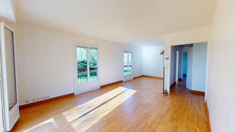 Appartement - 83 m² - 5 pièces