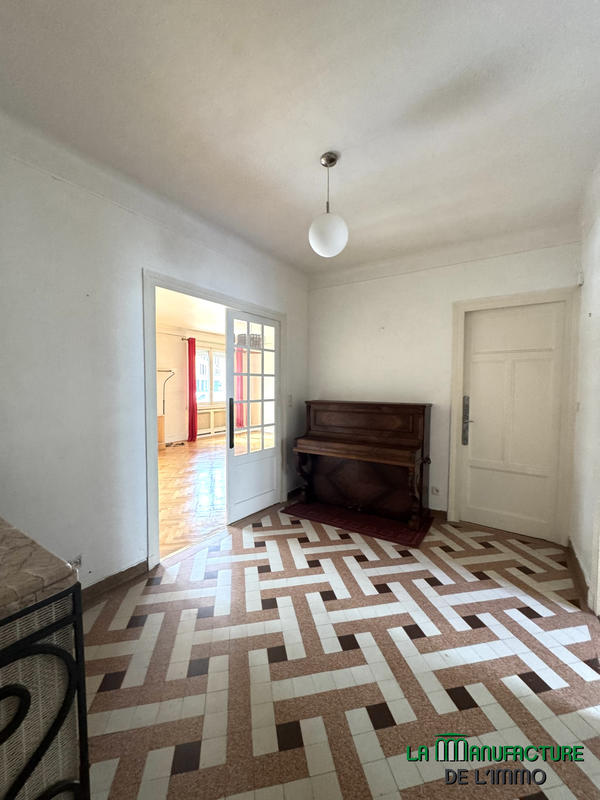 Appartement - 102 m² - 4 pièces