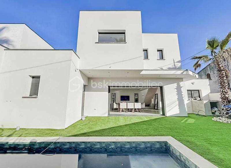 Maison - 170 m² - 5 pièces