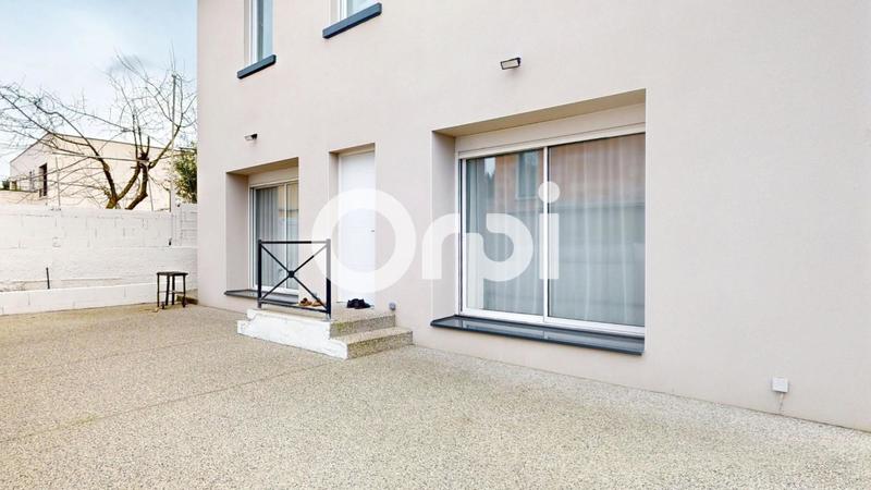 Appartement - 200 m² - 8 pièces