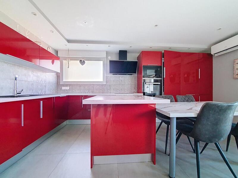 Maison - 73 m² - 4 pièces