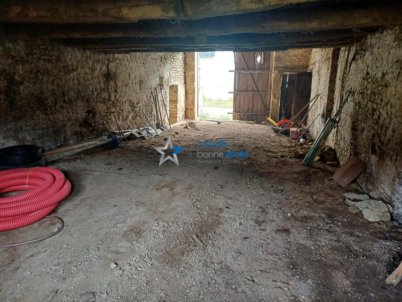 Maison - 214 m² - 1 pièce