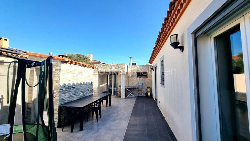 Maison - 93 m² - 4 pièces