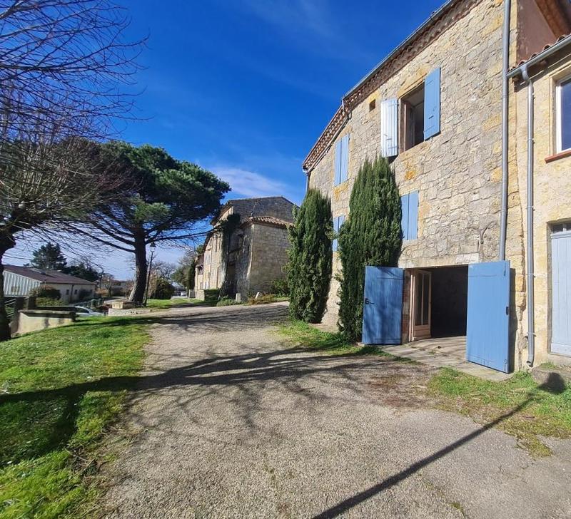 Mas - 92 m² - 4 pièces