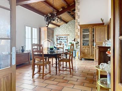 Maison - 132 m² - 6 pièces