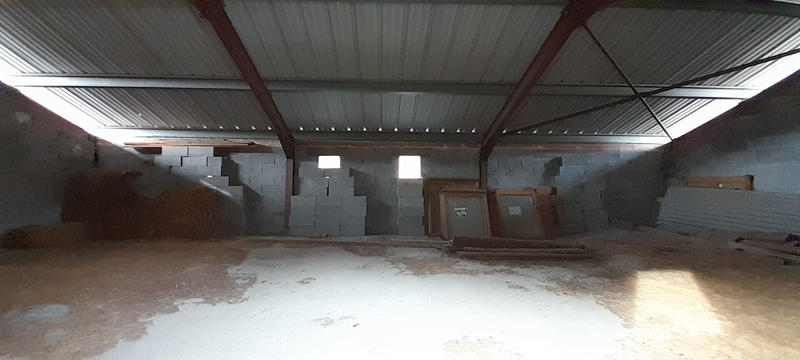 Maison - 160 m² - 2 pièces