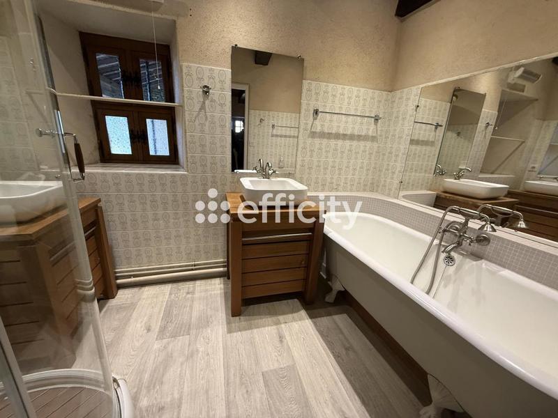 Maison - 162 m² - 5 pièces