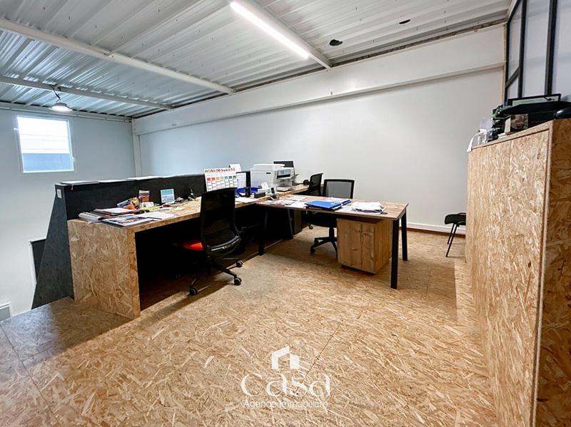 Bureau - 96 m²