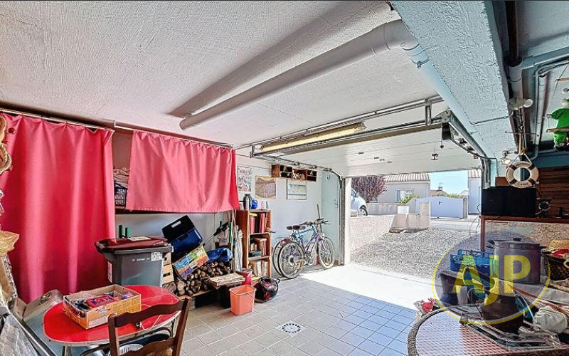 Maison - 96 m² - 4 pièces