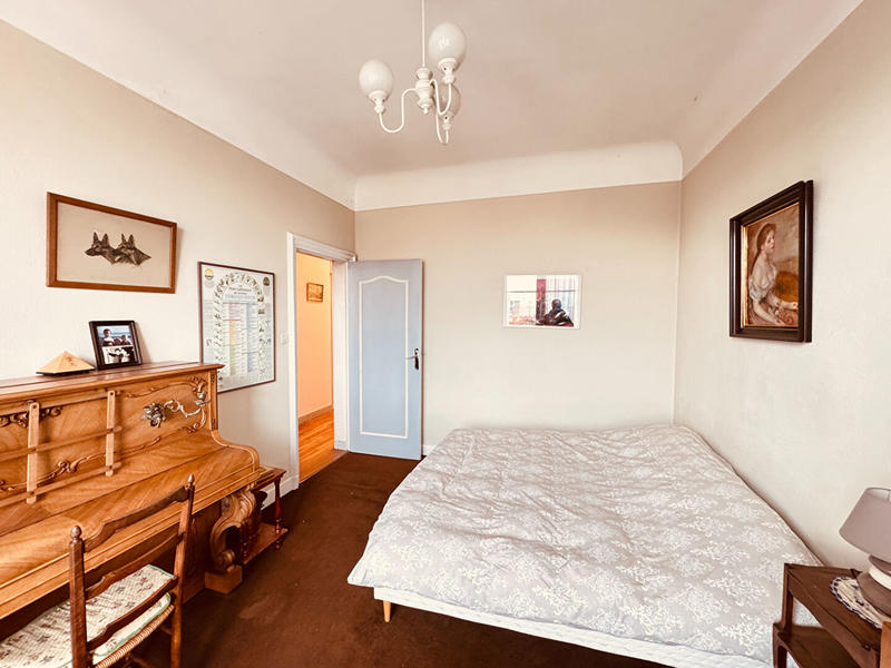 Appartement - 146 m² - 6 pièces