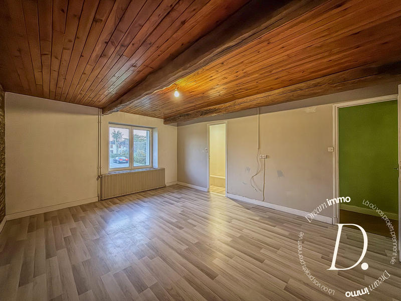 Maison - 230 m² - 7 pièces