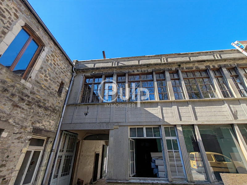 Appartement - 111 m² - 3 pièces