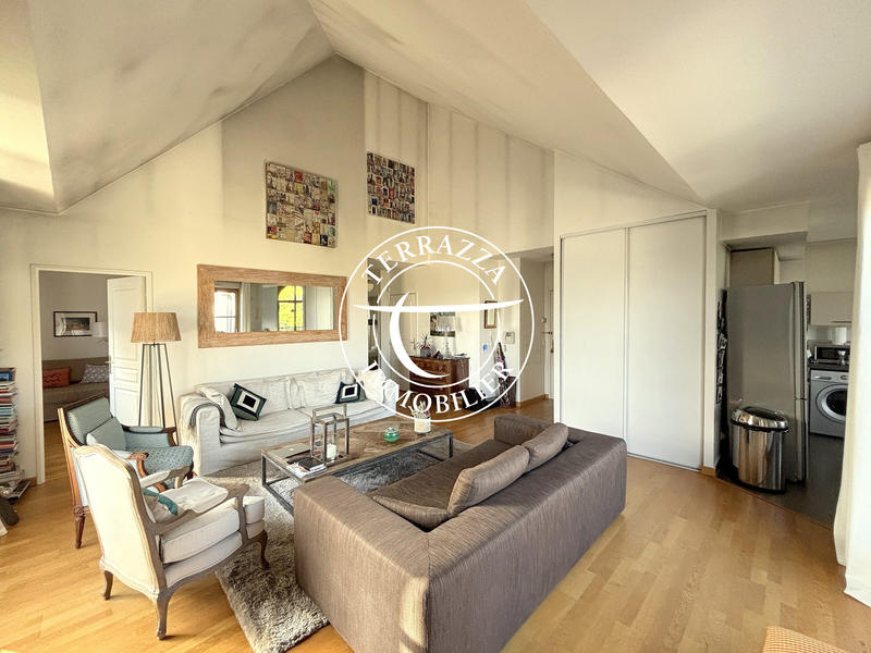 Appartement - 101 m² - 5 pièces