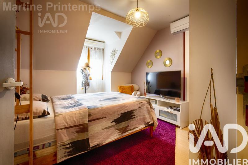 Maison - 141 m² - 8 pièces