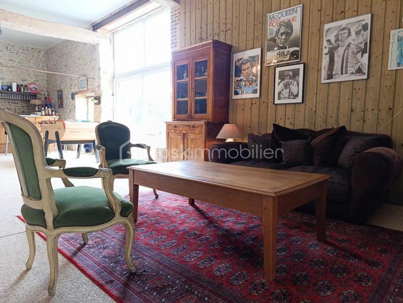 Maison en pierre - 299 m² - 8 pièces