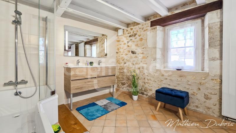 Propriété - 380 m² - 12 pièces