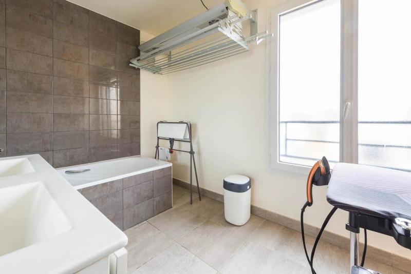 Maison - 86 m² - 6 pièces