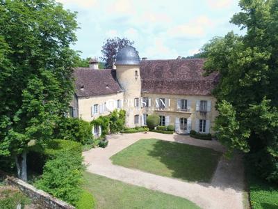 Château - 450 m² - 6 pièces