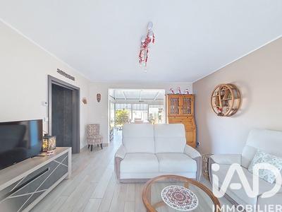 Maison - 102 m² - 4 pièces