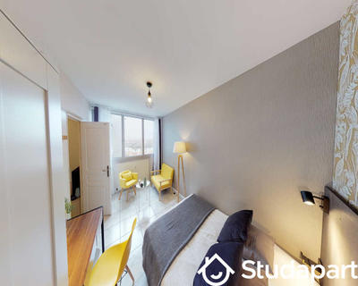 Chambre - 70 m² - 1 pièce