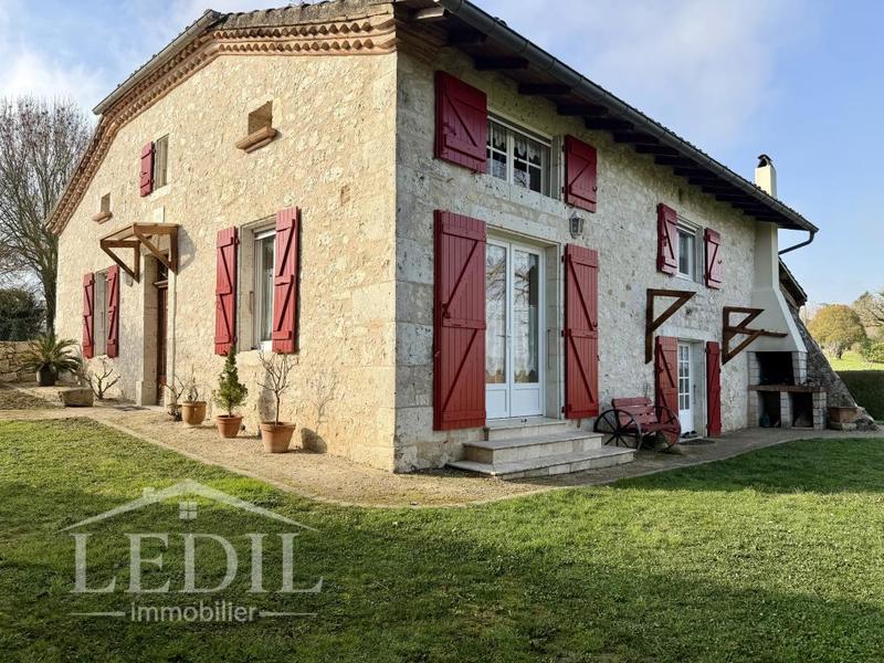 Maison en pierre - 182 m² - 4 pièces