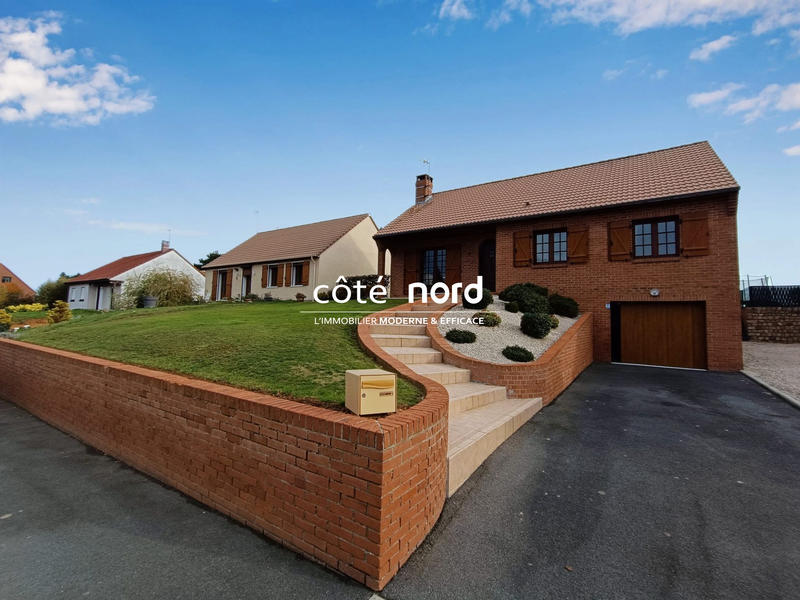 Maison - 88 m² - 6 pièces