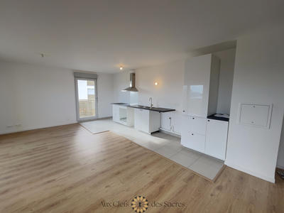 Appartement - 81 m² - 4 pièces