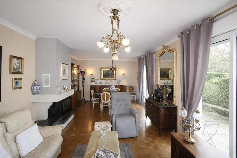 Maison - 182 m² - 7 pièces