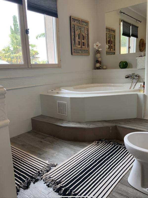 Maison - 185 m² - 7 pièces