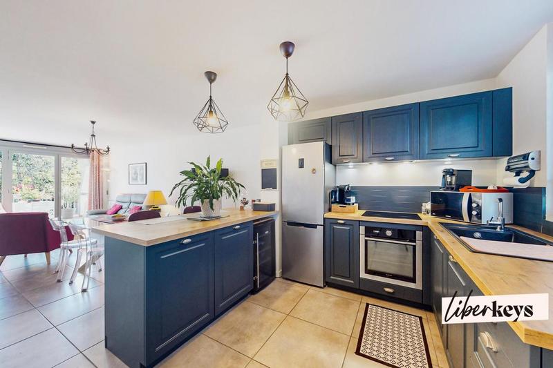 Appartement - 65 m² - 3 pièces