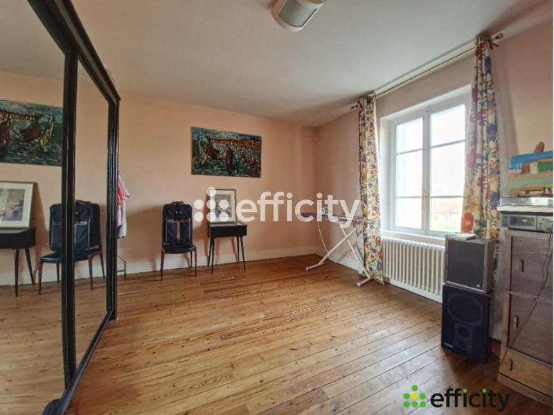 Maison - 174 m² - 5 pièces