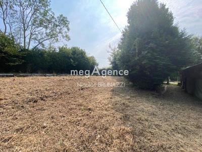 Terrain constructible - 800 m²
