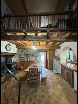 Maison - 156 m² - 7 pièces