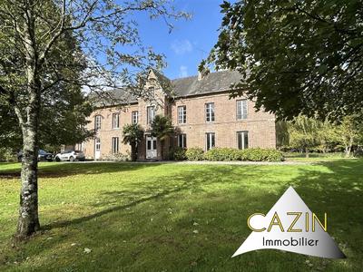 Maison - 265 m² - 11 pièces