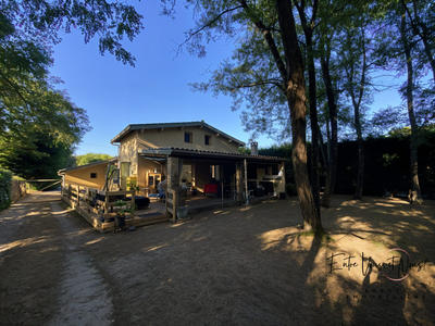 Maison traditionnelle - 145 m² - 6 pièces