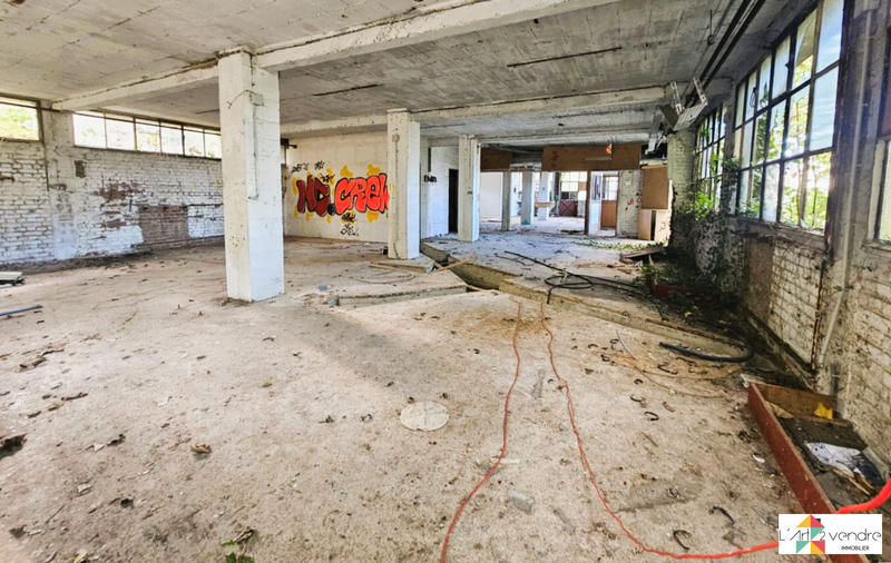 Immeuble - 922 m²
