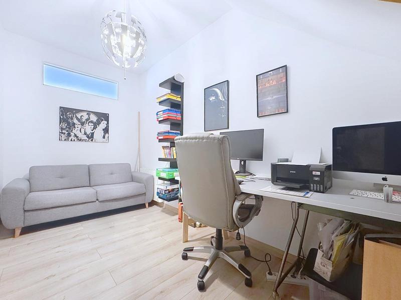 Appartement - 90 m² - 4 pièces