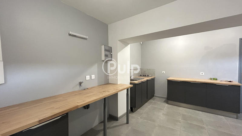 Propriété - 185 m² - 7 pièces