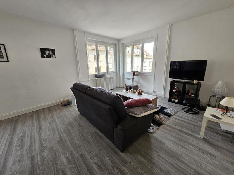 Appartement - 108 m² - 3 pièces