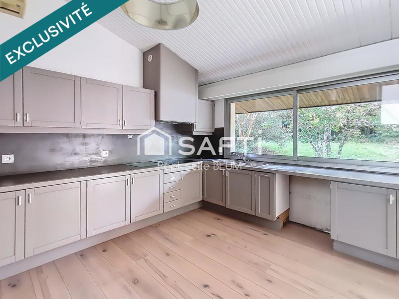 Maison - 192 m² - 7 pièces