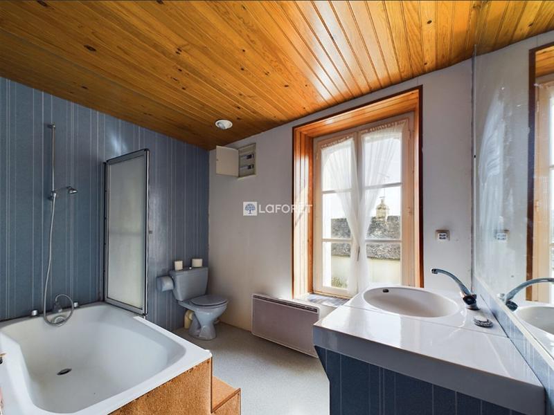 Maison - 178 m² - 8 pièces