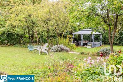 Maison - 128 m² - 7 pièces