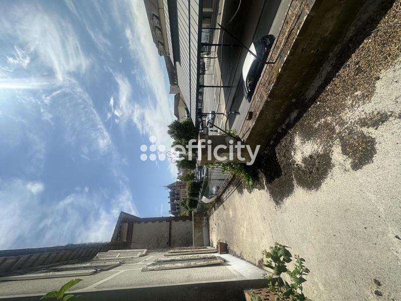 Maison bourgeoise - 140 m² - 6 pièces