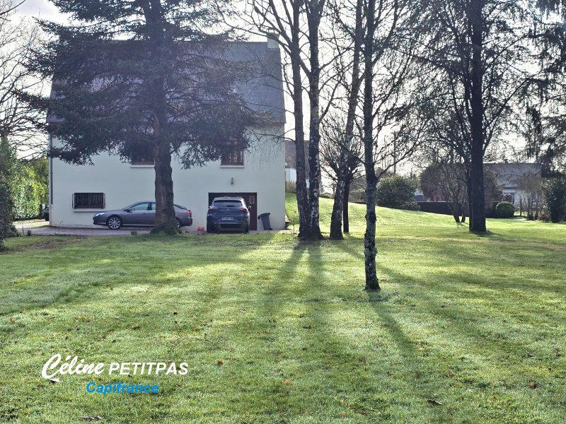 Maison - 127 m² - 6 pièces