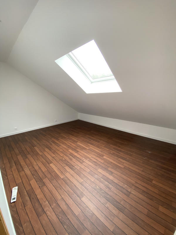 Maison - 102 m² - 6 pièces