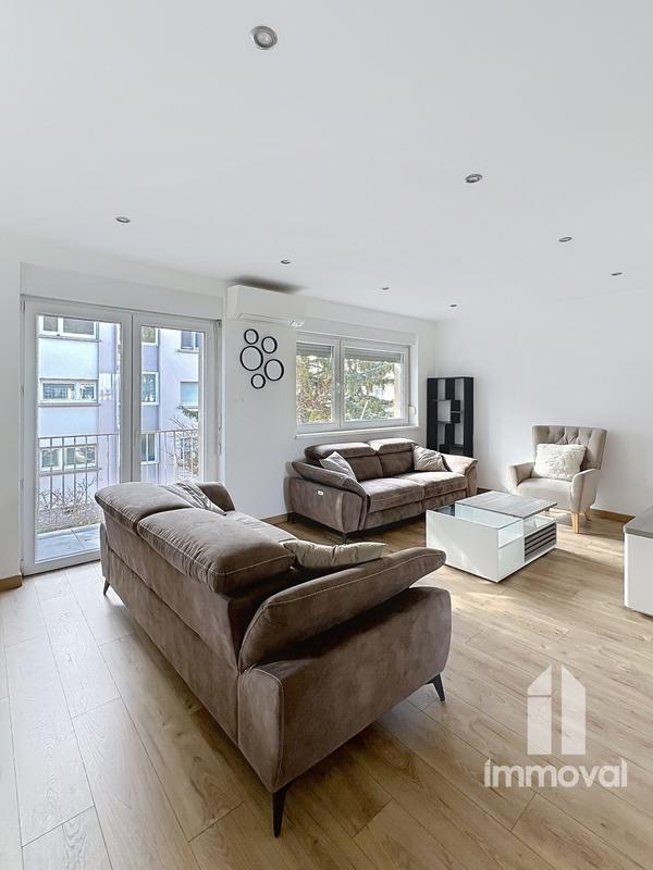 Appartement - 85 m² - 5 pièces