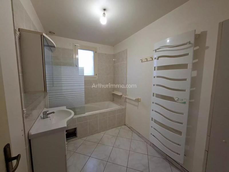 Maison - 99 m² - 5 pièces